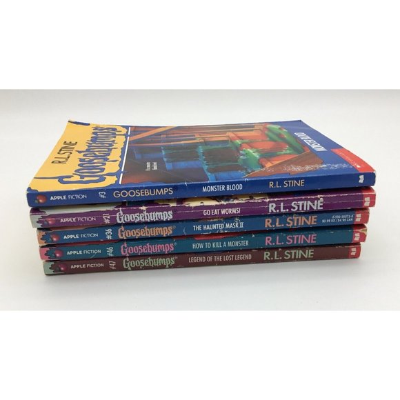 Goosebumps Other - Set of 5 Vintage 1990s R.L. Stine Scholastic Goosebumps Series Paperback Books